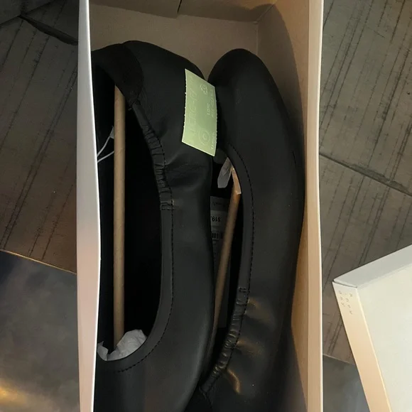 A New Day Women's Black Ballet Flats - Picture 2 of 2